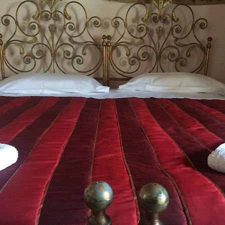 La Piazzetta Toscana B&B Кампілья-Мариттіма Номер фото