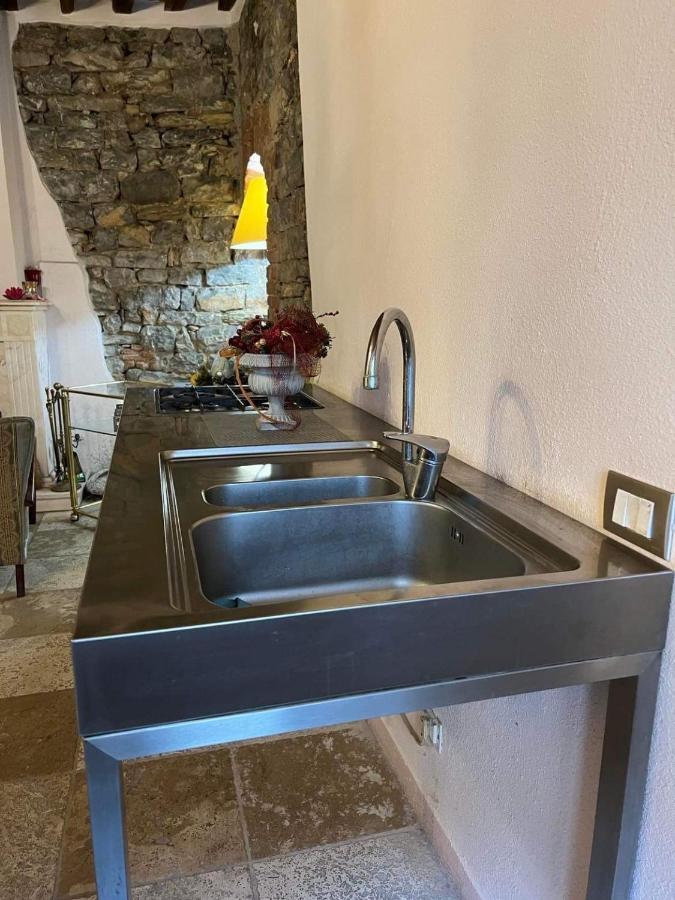 La Piazzetta Toscana B&B Кампілья-Мариттіма Екстер'єр фото